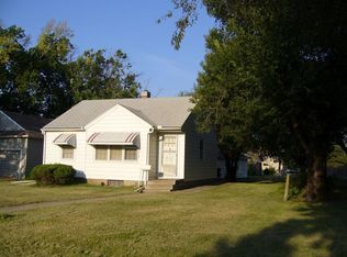 513 S East St, Herington, KS 67449