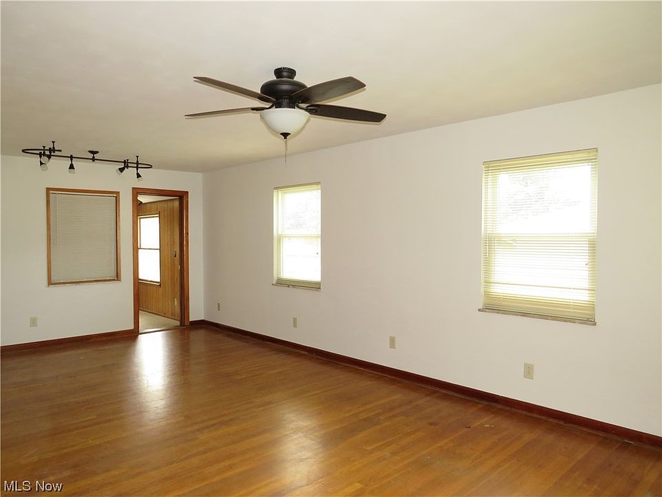 139 Beacon Dr, Weirton, WV 26062 Zillow