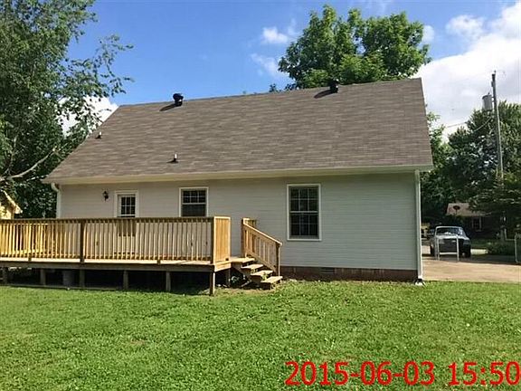 5th image of 407 Spencer Ln