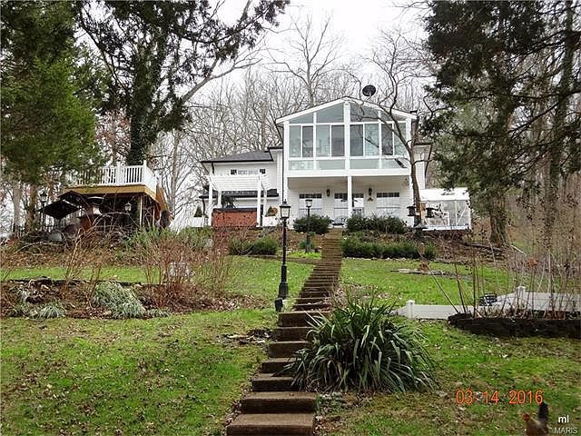 1st image of 131 S Lake Dr
