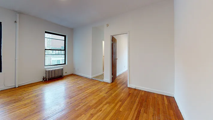 Rented by Bond New York | media 8