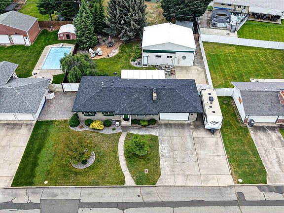 2nd image of 11922 E 25th Ave