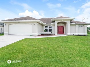 3413 32nd St SW, Lehigh Acres, FL 33976