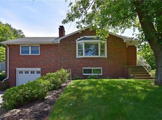 2352 Nicholson Rd, Sewickley, PA 15143