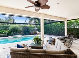 380 5th Ave N, Naples, FL 34102