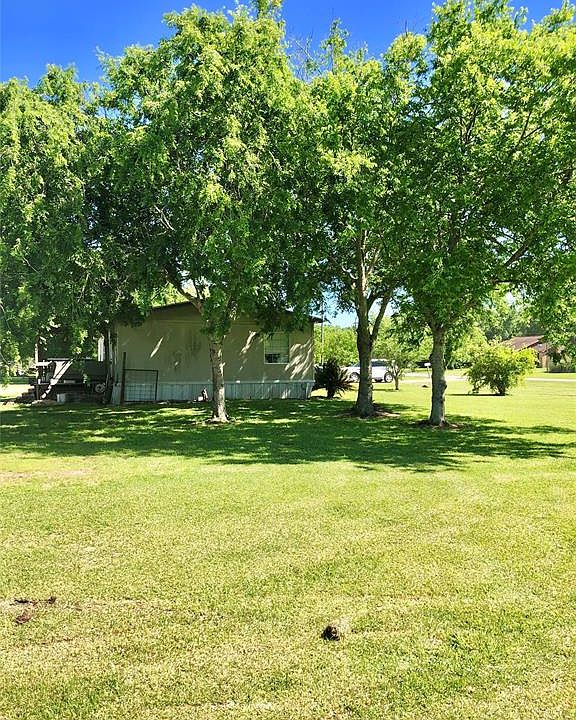 1st image of 121 Tamanda Ln