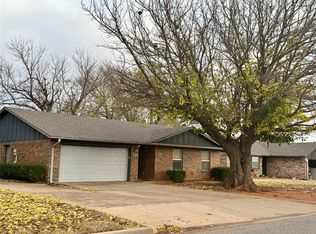 110 Peggy Dr, Elk City, OK 73644