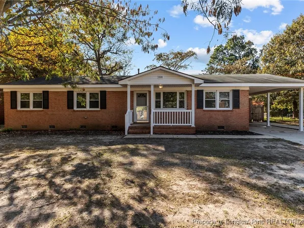 1514 Grandview Dr, Fayetteville, NC 28314