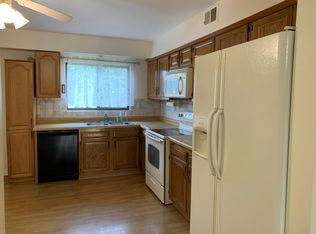 502 E Kensington Rd APT D, Mount Prospect, IL 60056