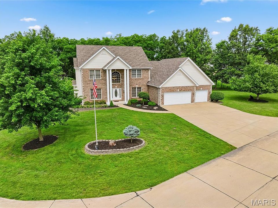 1st image of 107 Saint Marys Ln