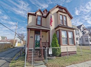 21 121st St, Troy, NY