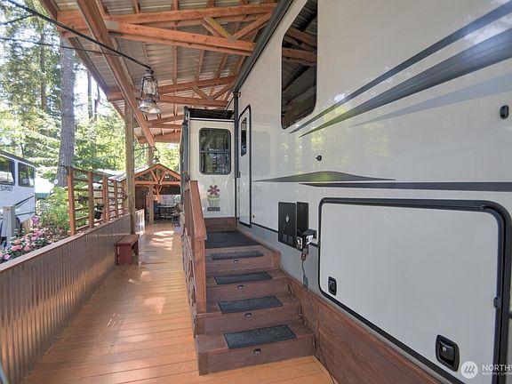 4th image of 1546 Reservation Road SE #174