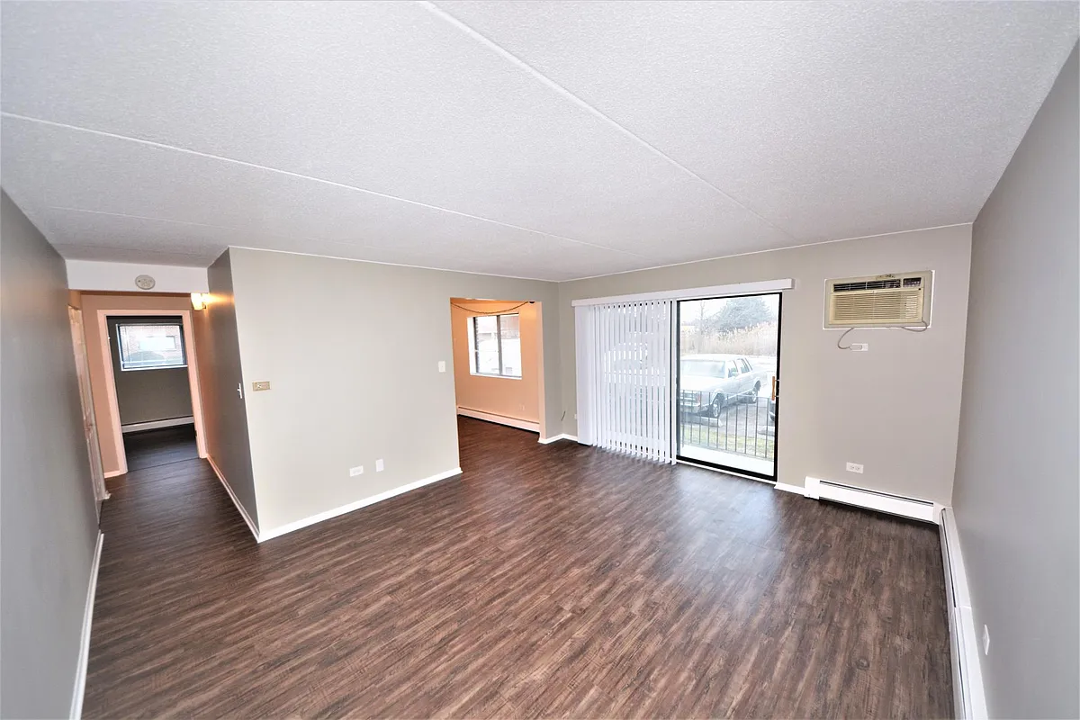 Building Photo - 7335 Tiffany Dr #1B
