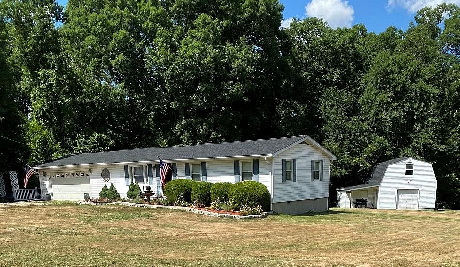 1st image of 341 Wrenn Dr