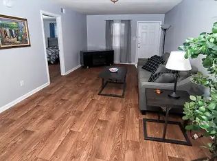 201 Bluebird Ln SW #203-4, Decatur, AL 35601