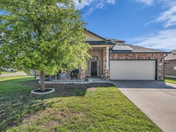 9453 Centennial Dr, Waco, TX 76708