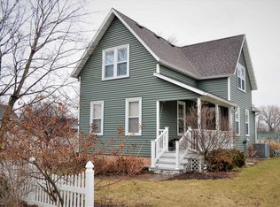 331 High St, Wrightstown, WI 54180