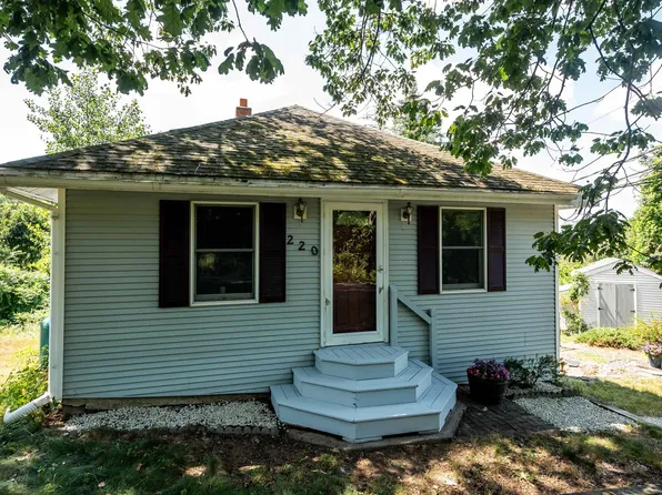 220 Chester Road, Auburn, NH 03032