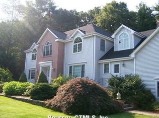 71 Lexington Rd, Avon, CT 06001