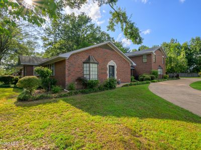 206 Porter St, Senatobia, MS, 38668