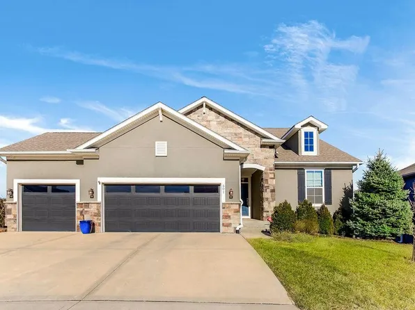 501 SW Haverford Rd, Lees Summit, MO 64081