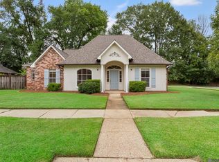 9255 Worthington Lake Ave, Baton Rouge, LA 70810