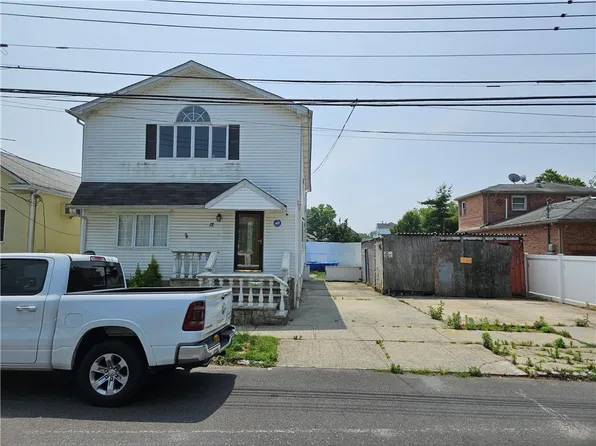 12 Nugent Ave, Staten Island, NY 10305