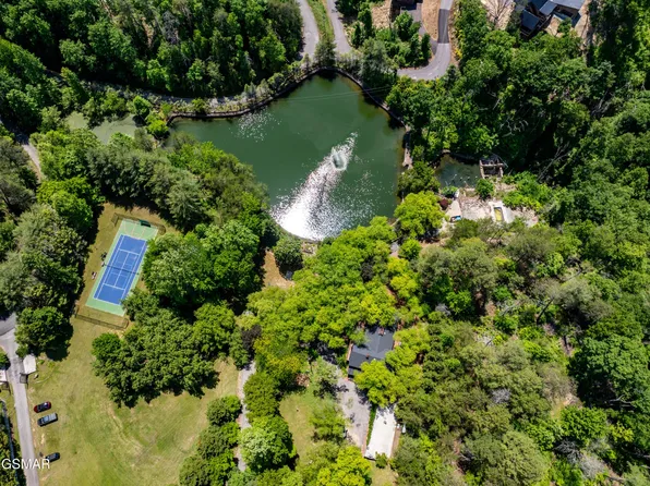 2315 Headrick Lead, Sevierville, TN 37862
