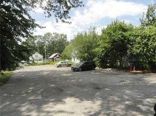 30 Lee Rd #28, Rochester, NY 14606