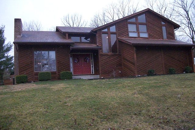 1st image of 2313 Glen Dr
