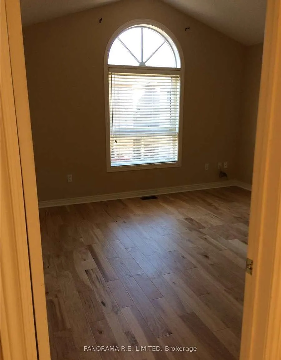 4 bed, $3,450 — Photo 4