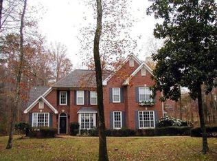 1810 Pine Knoll Dr, Columbus, MS 39705