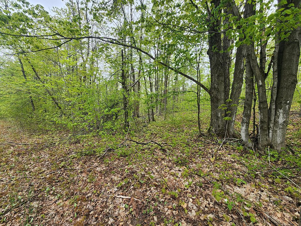 1st image of Valleyridge Cir