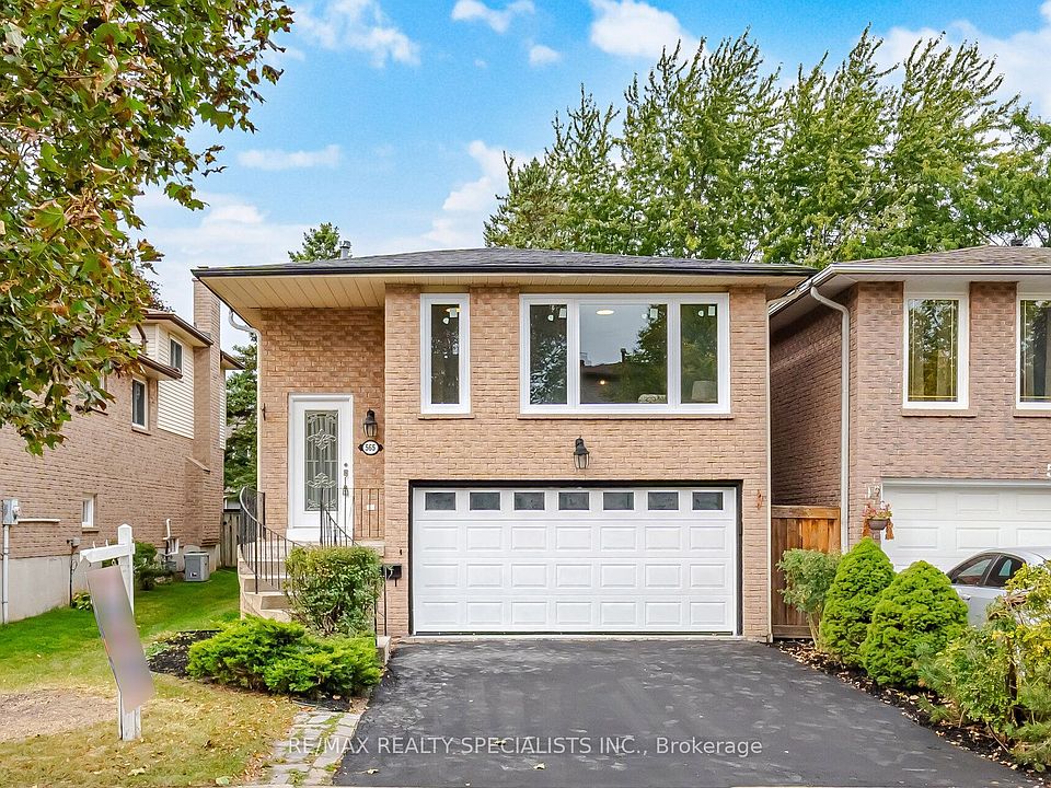 1st image of 565 Hayward Cres