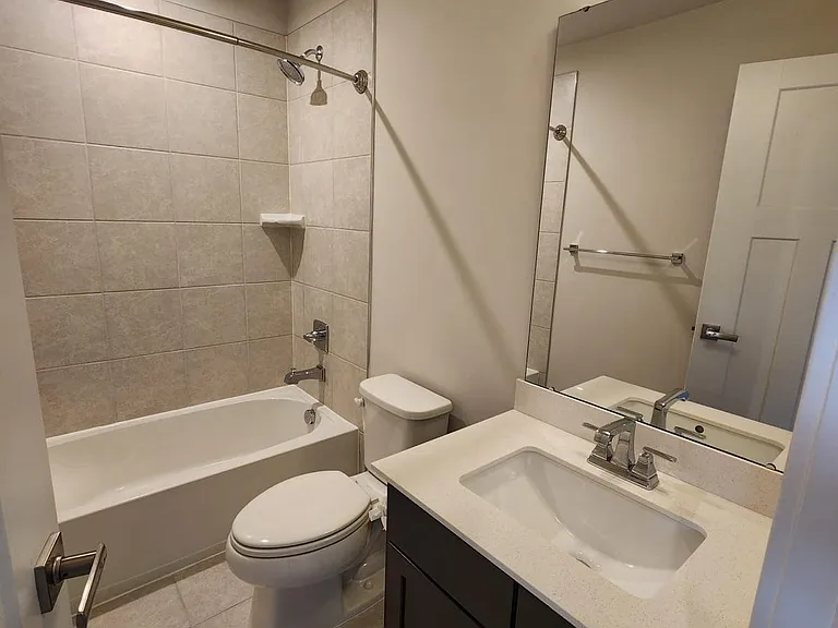 2626 Jetstream Rd — Photo 4