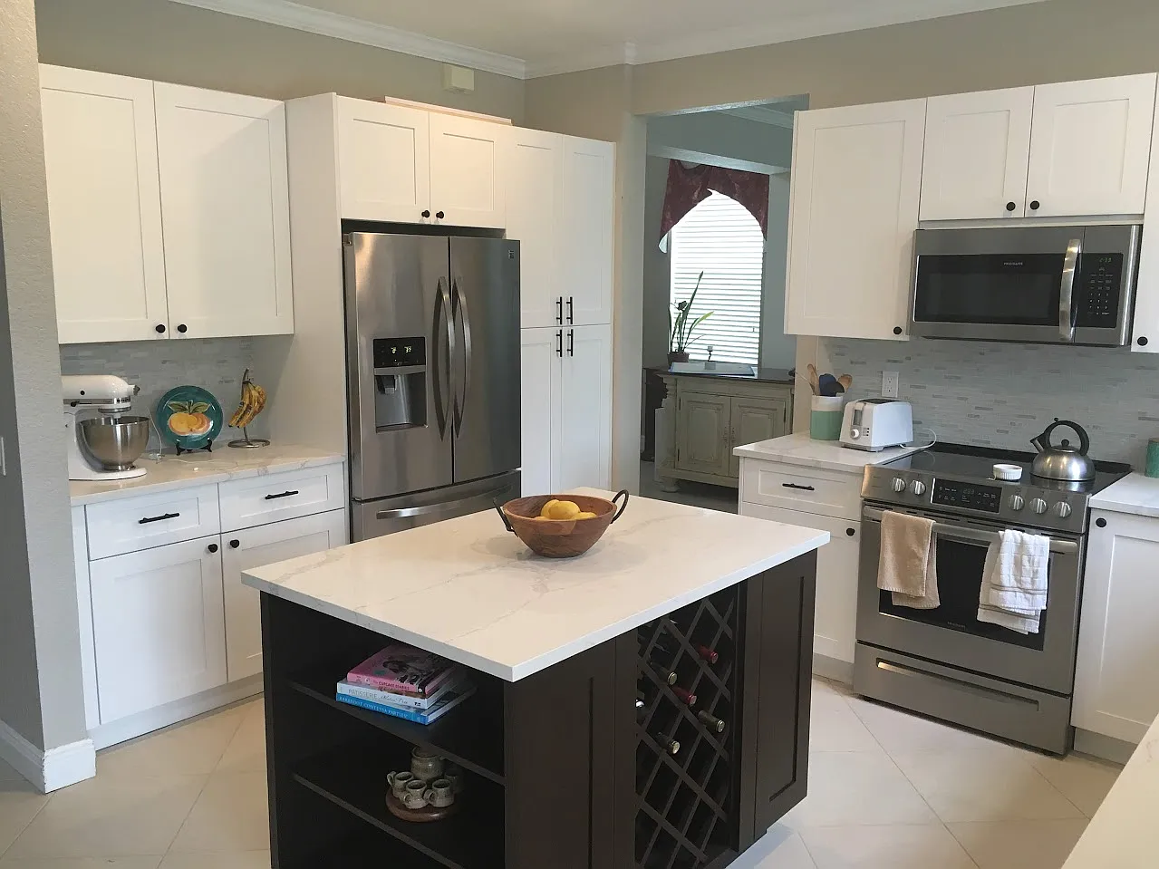 4 bed, 2.5 bath, 2262 sqft, $5,725 — Photo 4