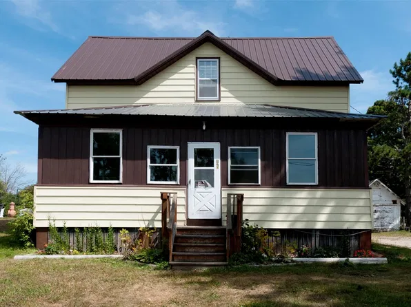 120 Hampton Avenue S, Dallas, WI 54733