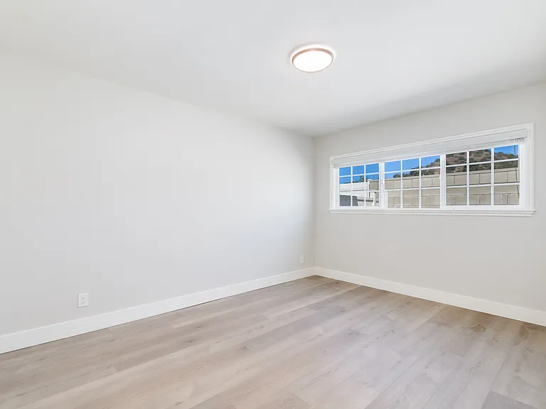 9050 Terhune Ave — Photo 11