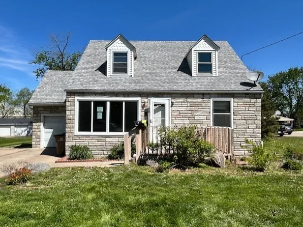 309 1st St E, Altoona, IA 50009