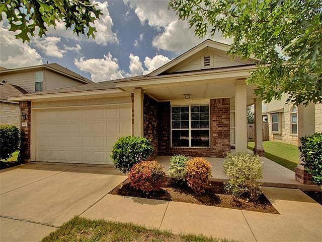 1st image of 902 Aiken Dr