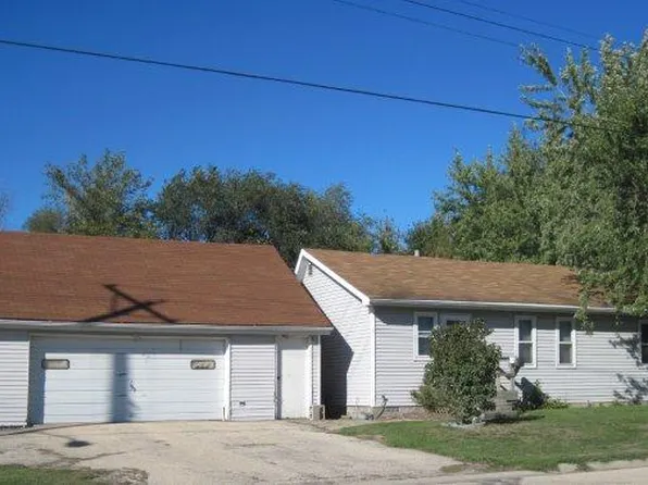 1213 1st Ave, Rochelle, IL 61068