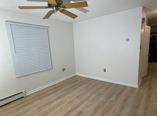 522 W Chestnut St, Pottstown, PA 19464