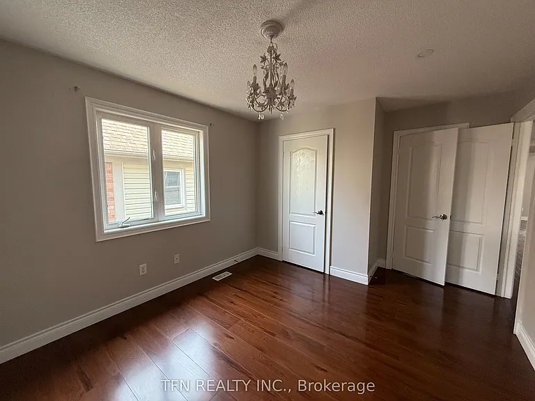 1648 Pennel Dr #UPPER — Photo 35