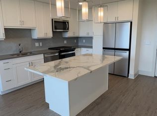 900 Olive St #320, Austin, TX 78702