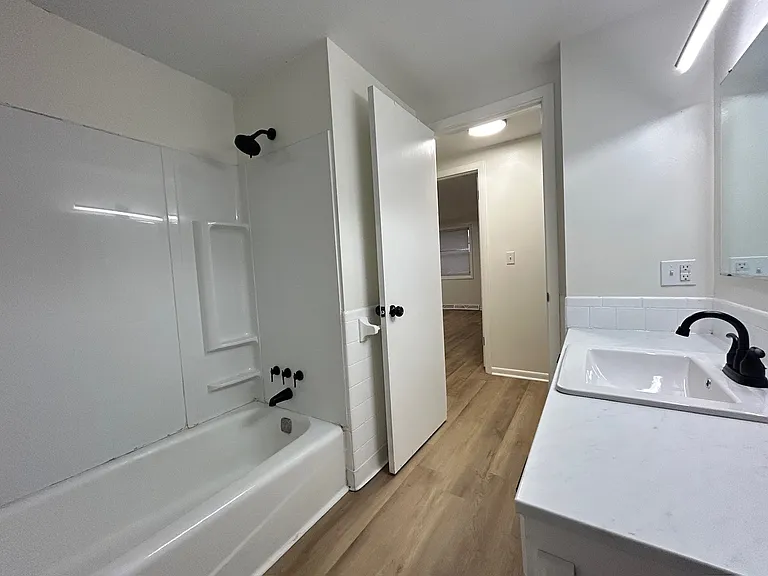 225 Sippo Ave NW #225 — Photo 5