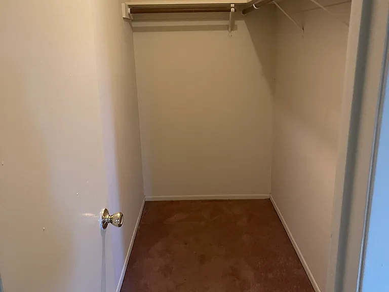 343 W Lomita Ave — Photo 11