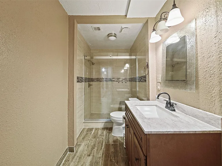 10431 Odessa Dr — Photo 27