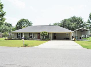 13806 Lynnedale Loop, Abbeville, LA 70510