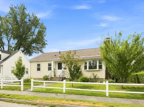 54 Mountain Ave, Norwood, MA 02062