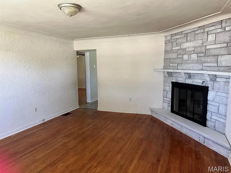 1311 W Highway 50 — Photo 2